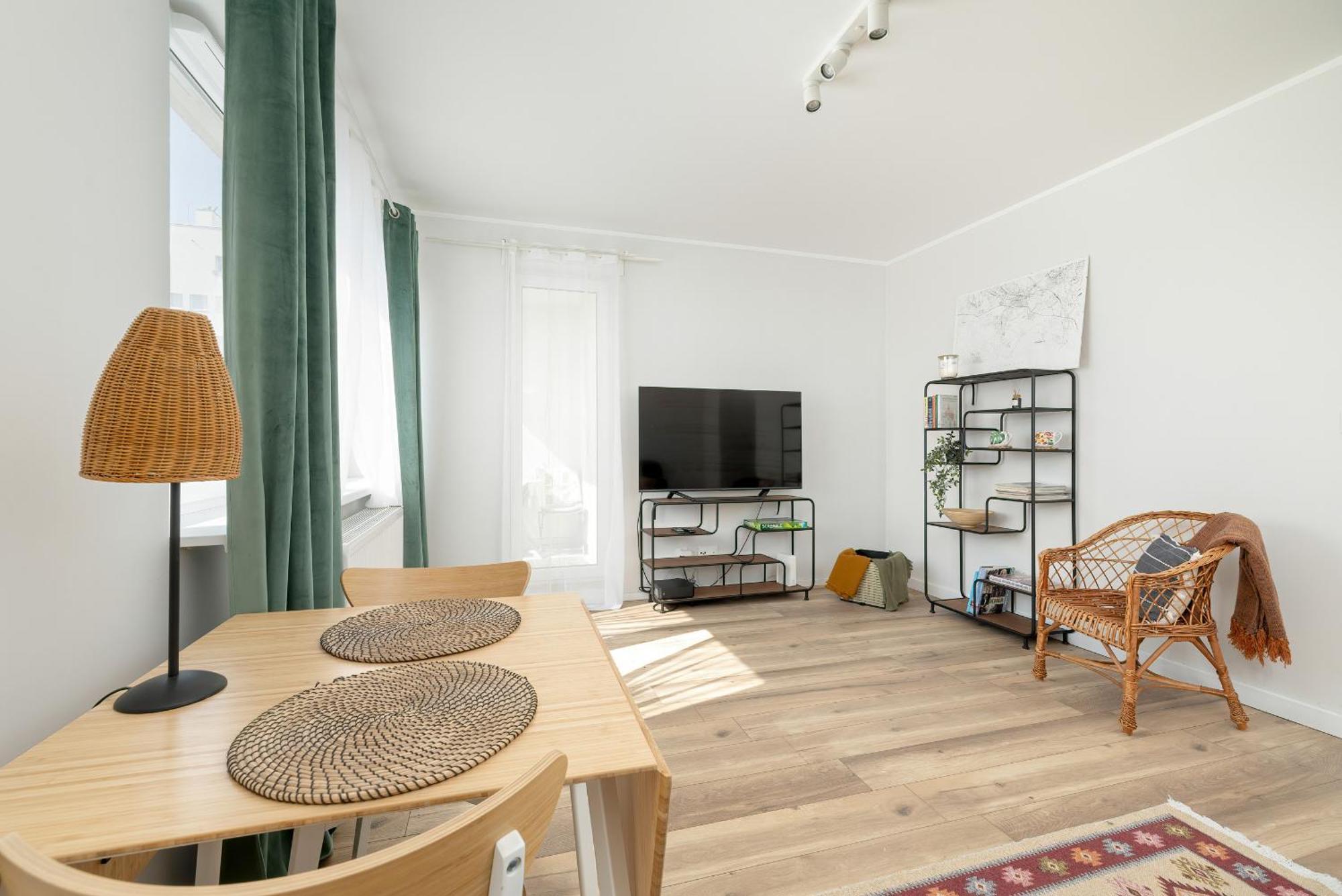 Tysiaclecia Studio Apartament Z Balkonem I Darmowym Parkingiem By Noclegi Renters Katowice Exterior photo